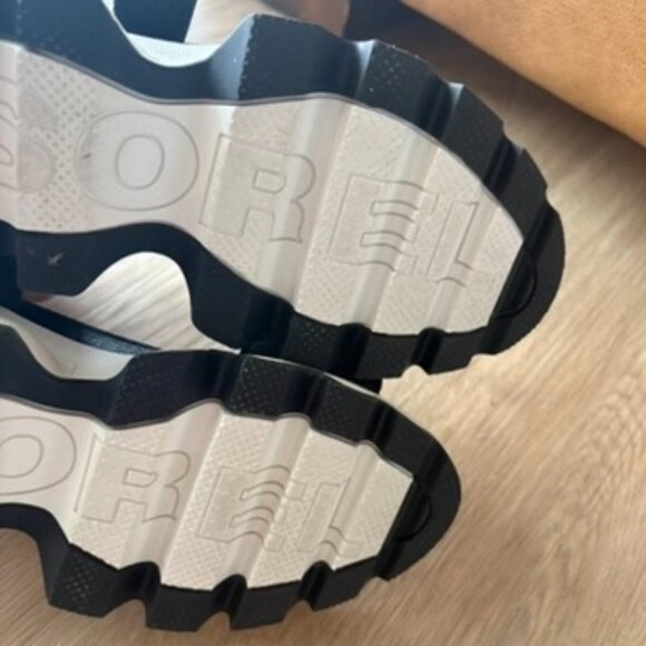 Sorel Kinetic Sandals Women's Size 7 Black White Red NL3567-010 - Picture 8 of 9